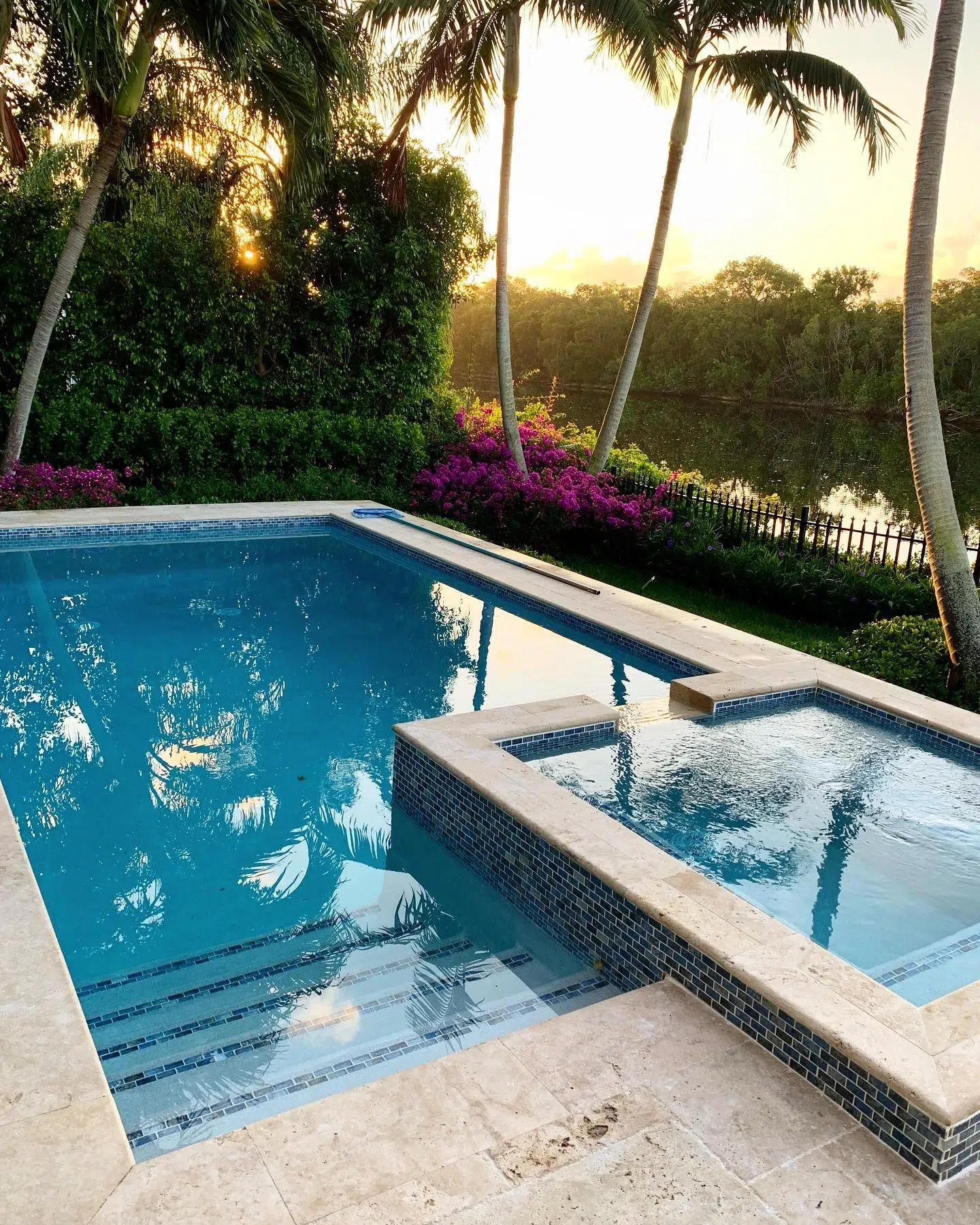 Professional Pool Cleaning in Royal Palm Beach FL