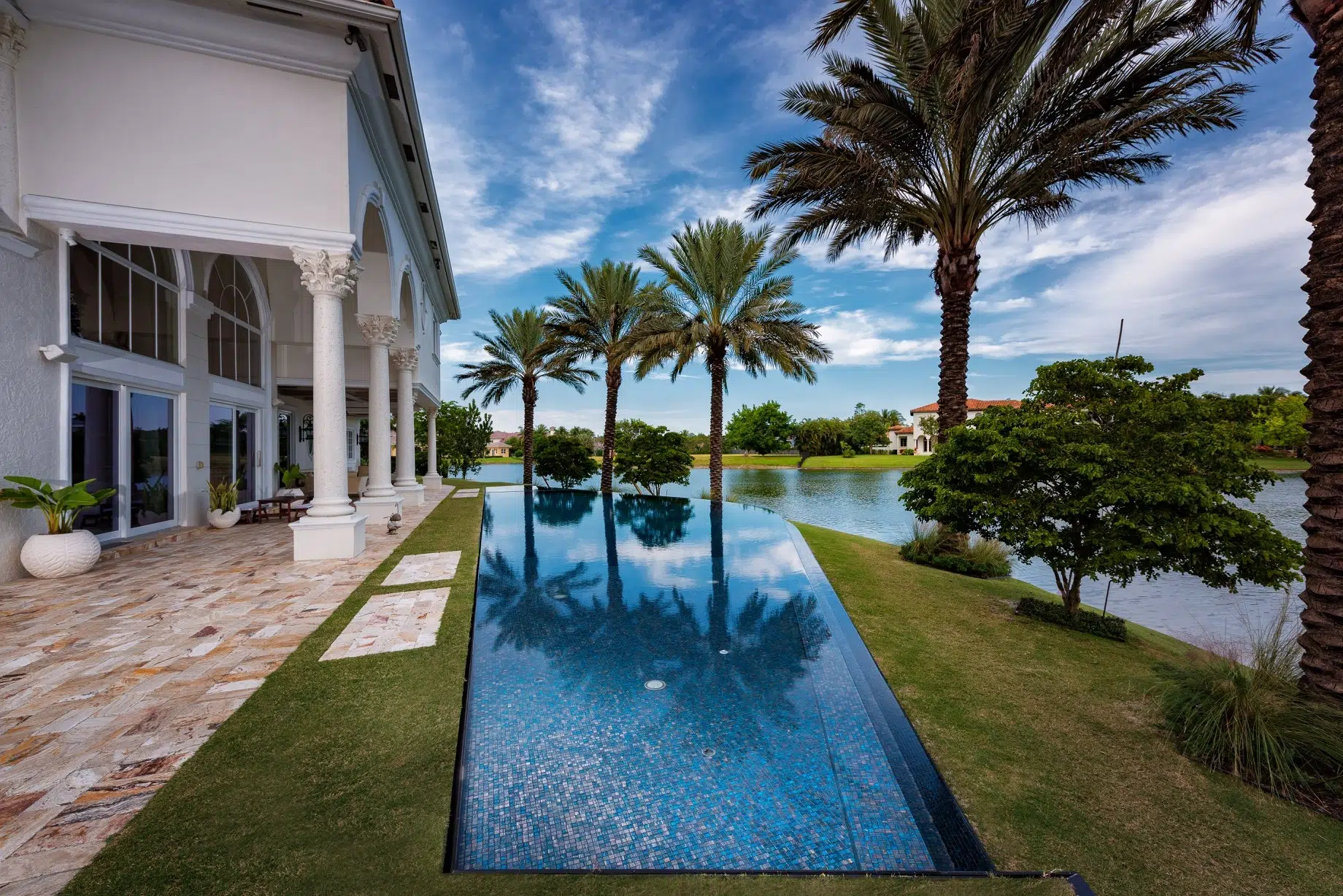 Professional Pool Cleaning in Royal Palm Beach FL